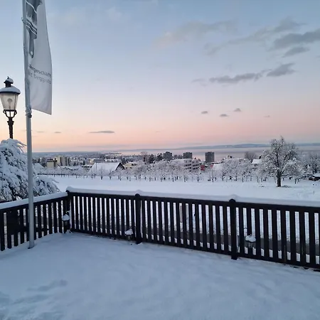 Peaceful Tiny House Near Forest Rorschacherberg