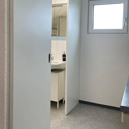 Peaceful Tiny House Near Forest 펜션 로스체처버그