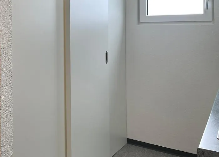 Peaceful Tiny House Near Forest